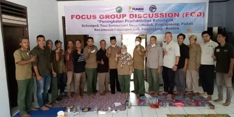 Encourages the Development of Conservation Farmer Groups Encourages the Development of Conservation Farmer Groups